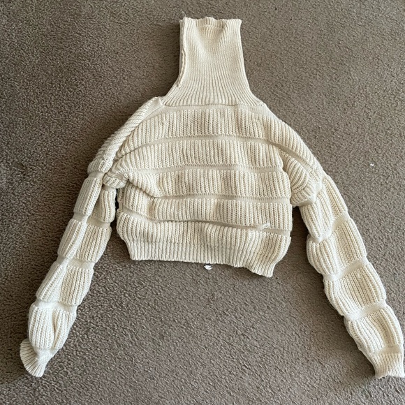 COPY - Primark Knit Winter / Spring top (Size S) (Tagged zara for exposure) - Picture 1 of 4